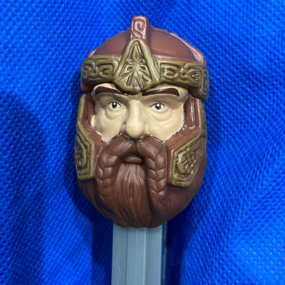 The Lord of the Rings PEZ Collectible - Gimli (Brown & Silver) #B7 1117930 - Picture 15 of 16